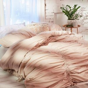 UO Cinched Duvet Cover - Blush